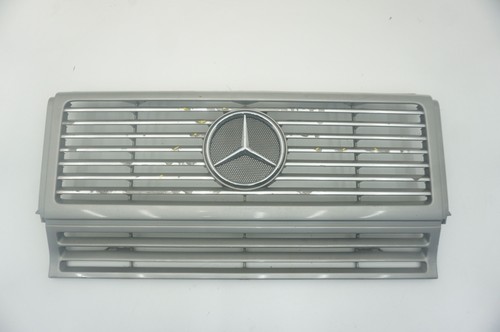 Front center grille - front,